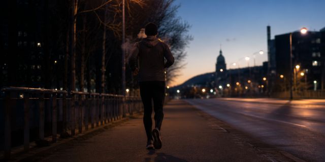 Dyżury i praca w nocy — czy można jakoś nadrobić niedobór snu? 